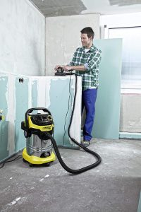 Comment choisir un aspirateur eau et poussière