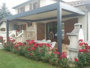 Pergola bioclimatique terrasse